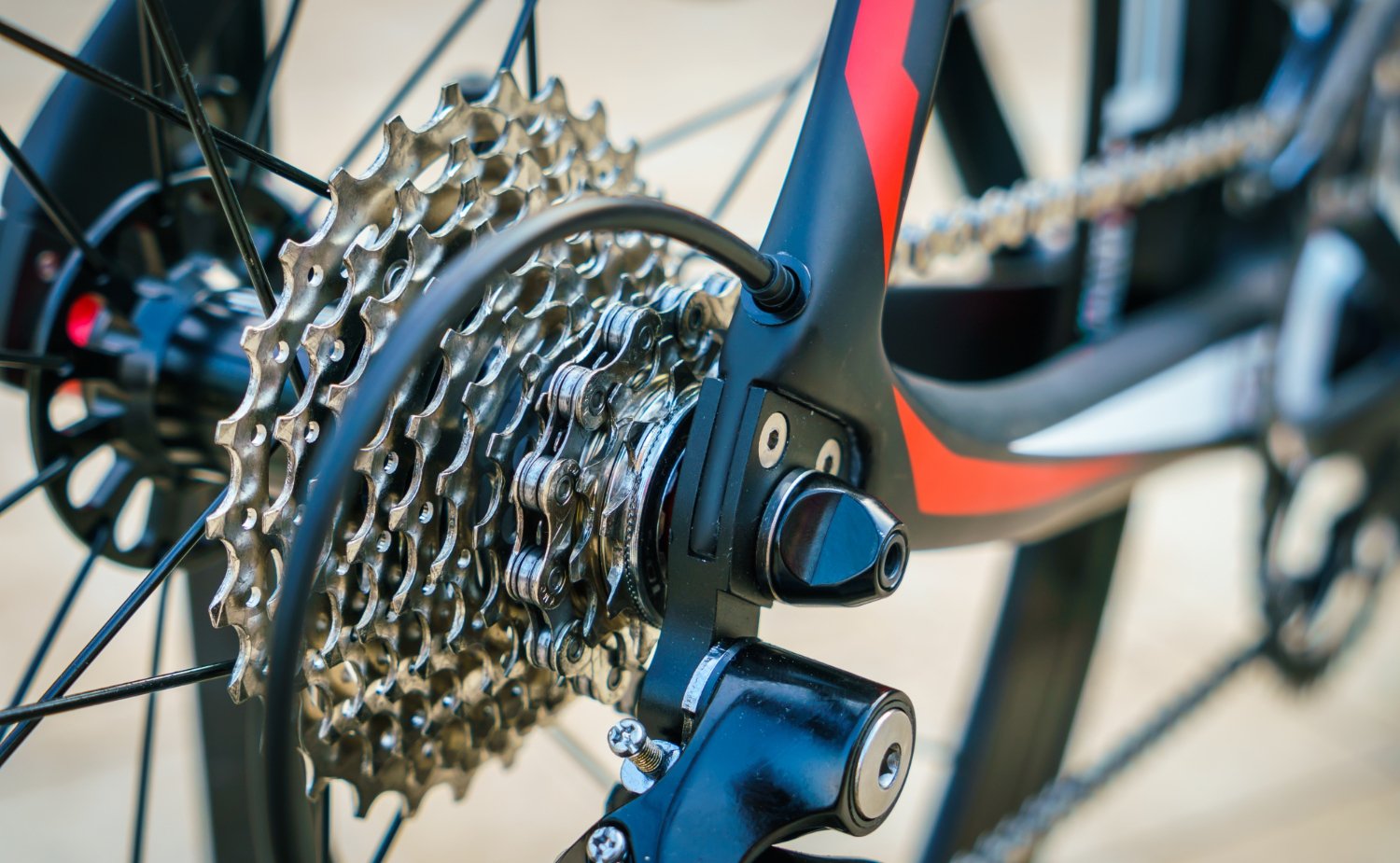 Transmisión de bicicleta con cadena cassette platos y cambio